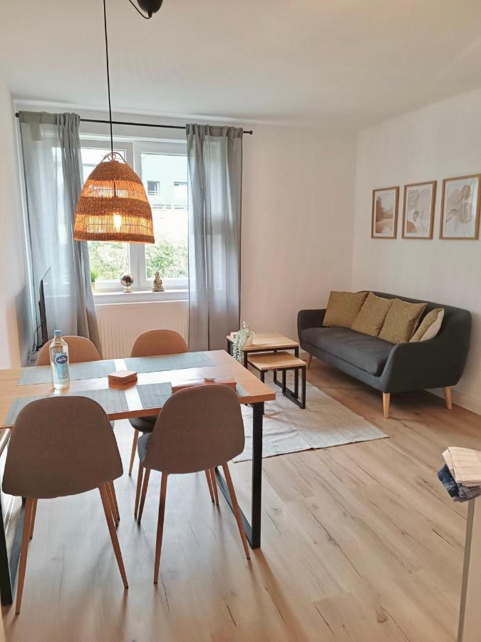 Bright And Central With 2 Beds Incl Workspace Apartment Bochum Exterior photo
